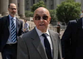 UK billionaire Joe Lewis receives pardon from Trump